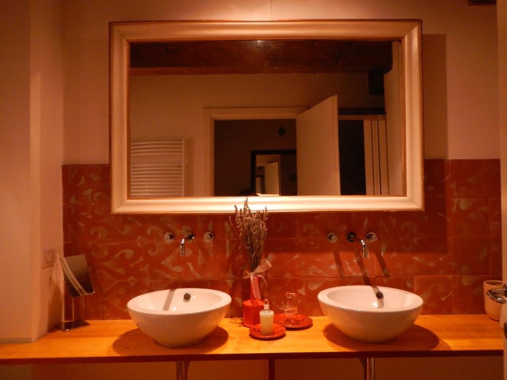 B&B Via Punta 8 ボローニャ エクステリア 写真