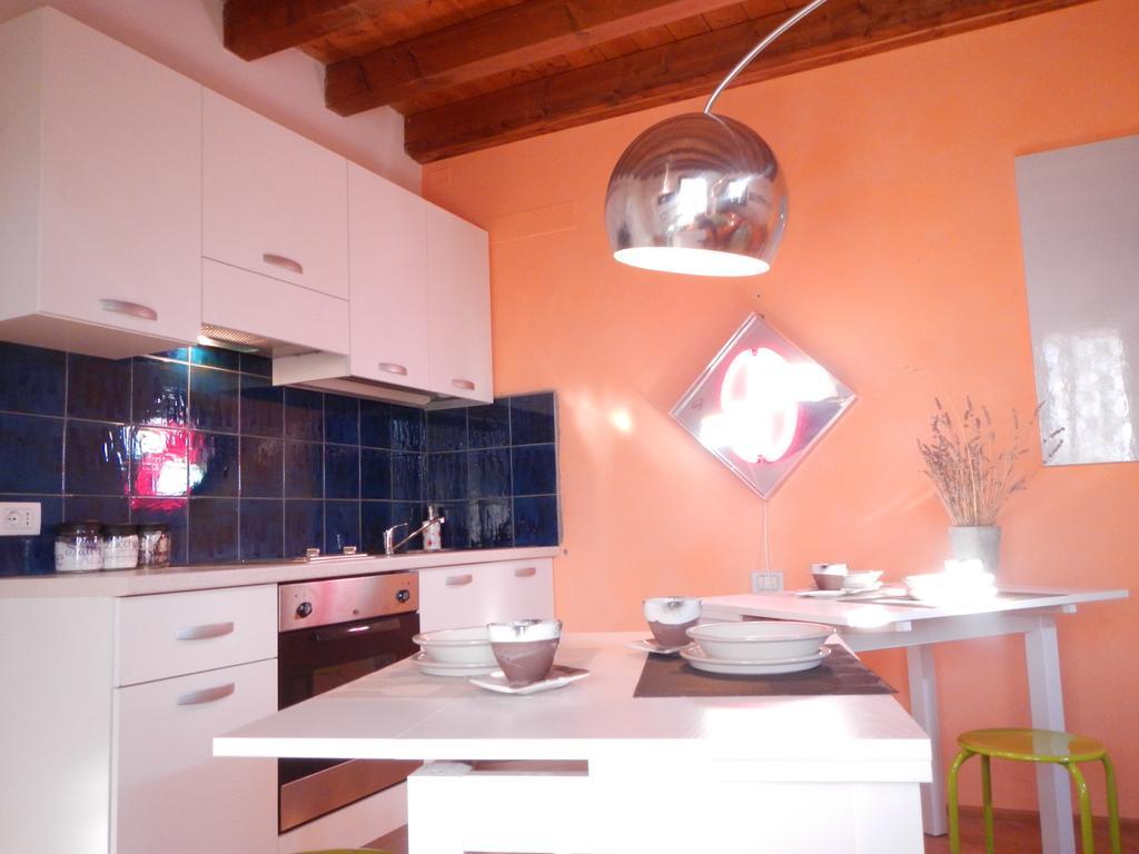 B&B Via Punta 8 ボローニャ エクステリア 写真