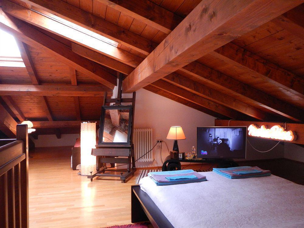 B&B Via Punta 8 ボローニャ エクステリア 写真